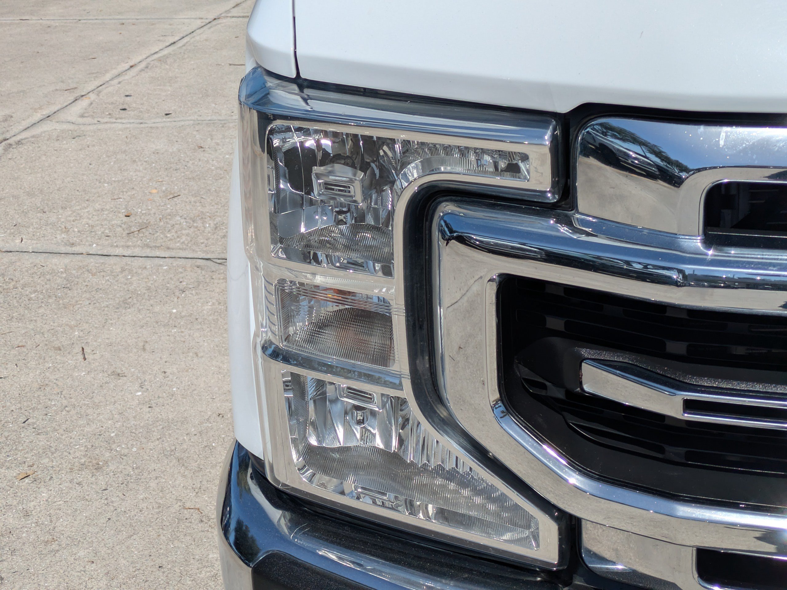Certified 2022 Ford F250 Lariat AWD/4WD image 9