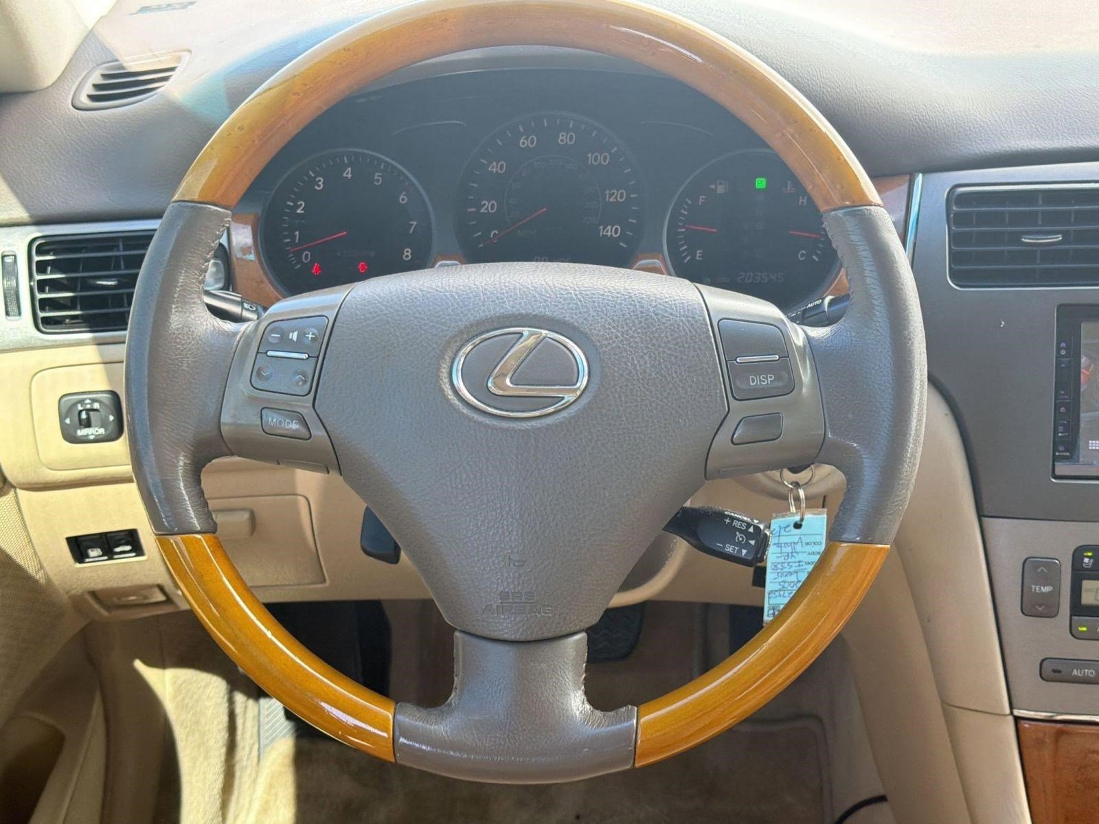 Used 2005 Lexus ES 330 image 16