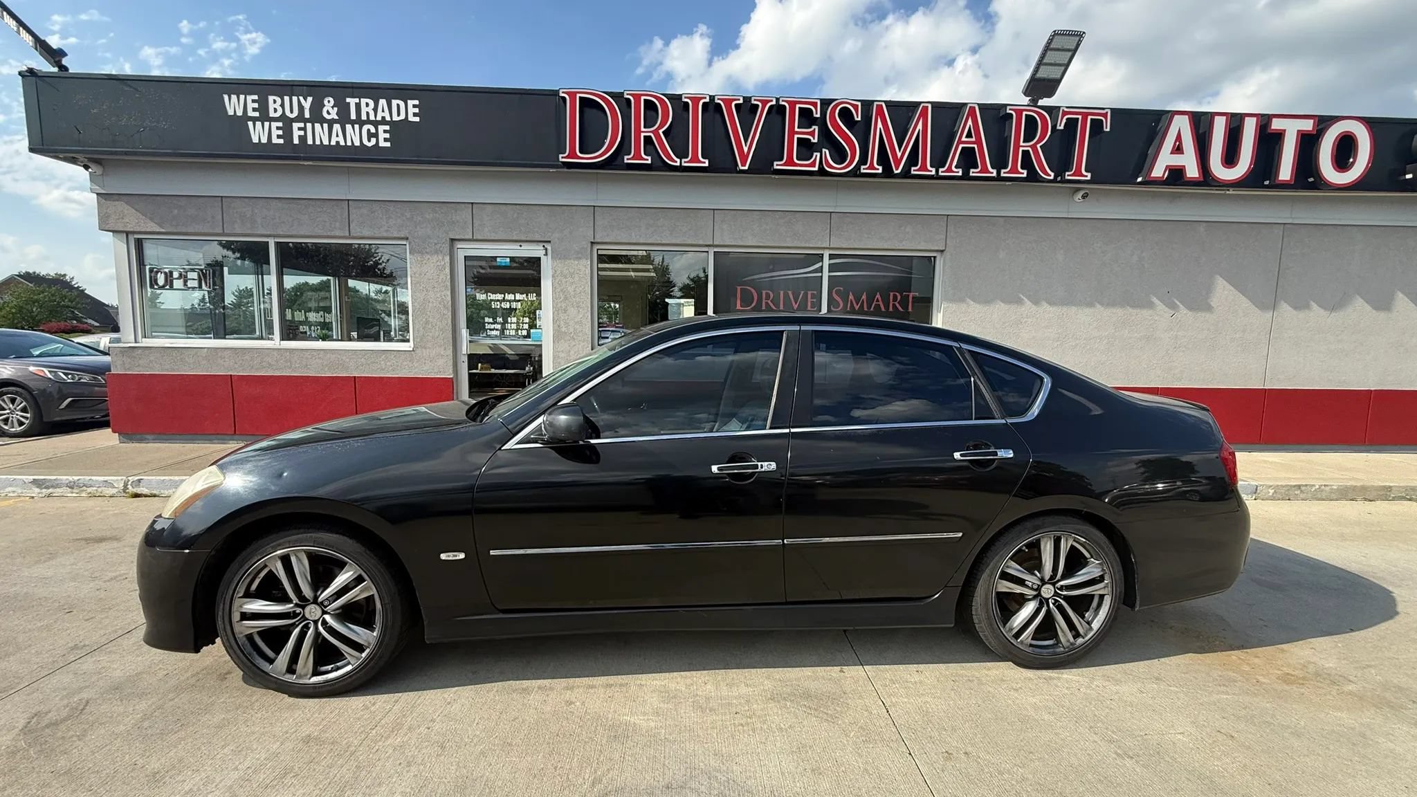 Used 2008 INFINITI M35 w/ Technology Pkg RWD image 5