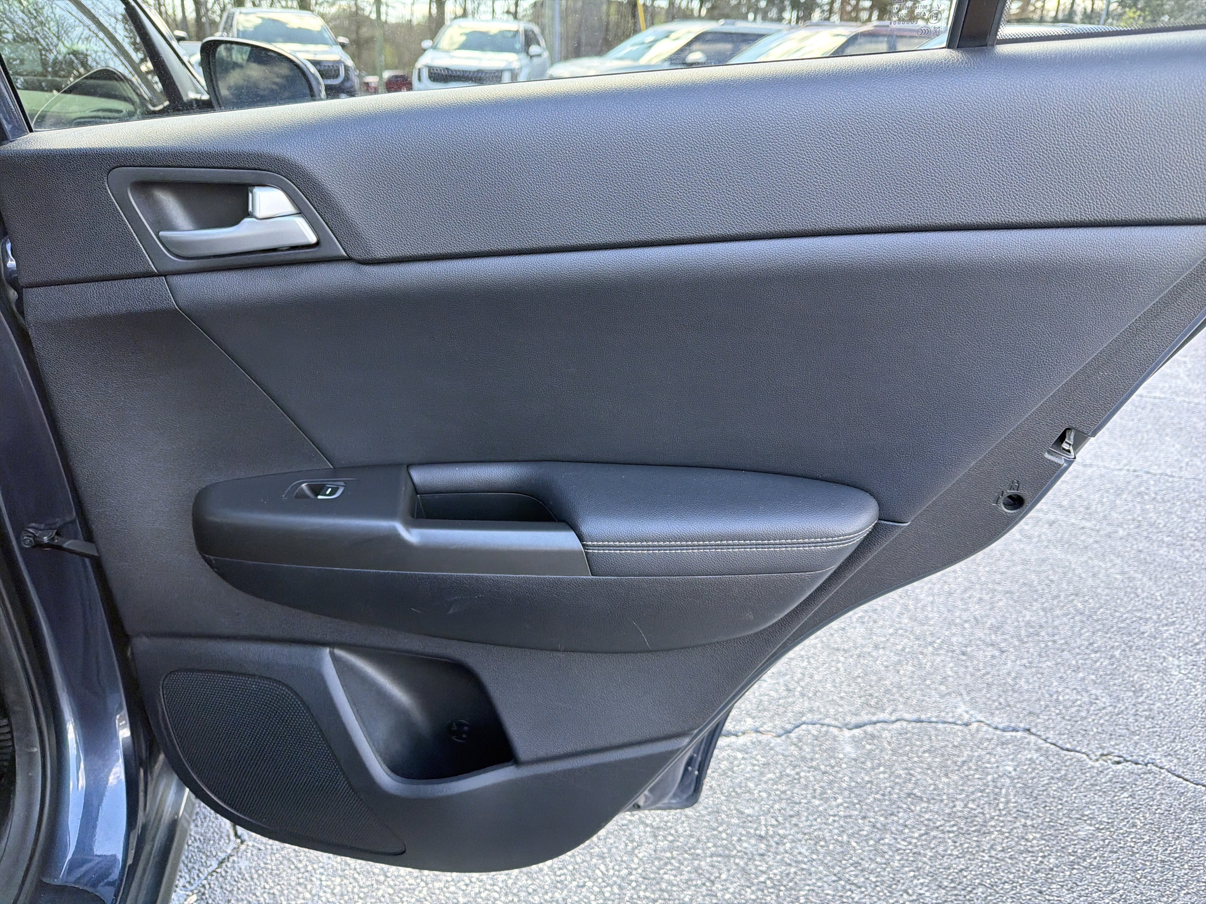 Used 2017 Kia Sportage EX image 16