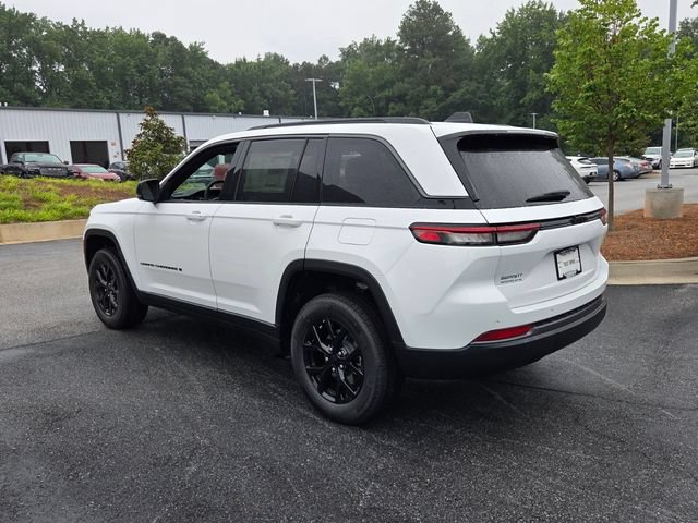New 2026 Jeep Grand Cherokee Altitude RWD image 6