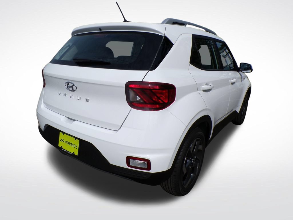 New 2026 Hyundai Venue SEL FWD image 6