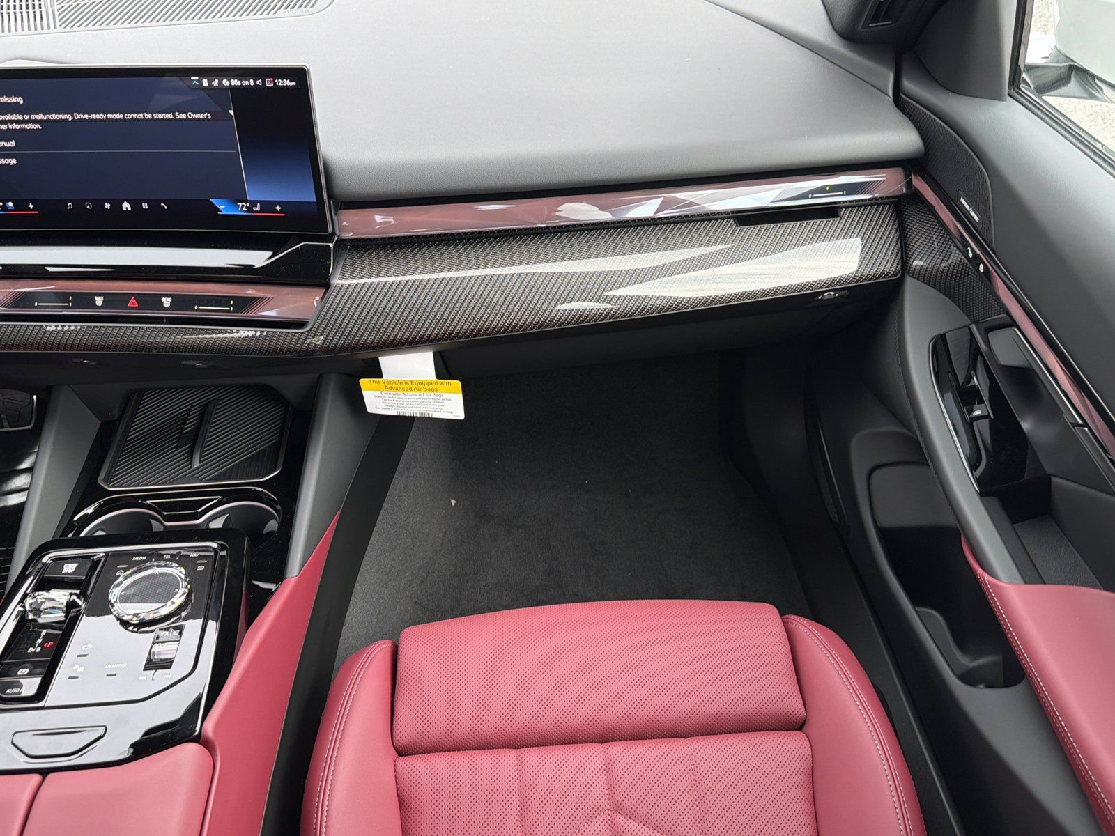 New 2027 BMW 550e xDrive w/ Executive Package AWD/4WD image 17