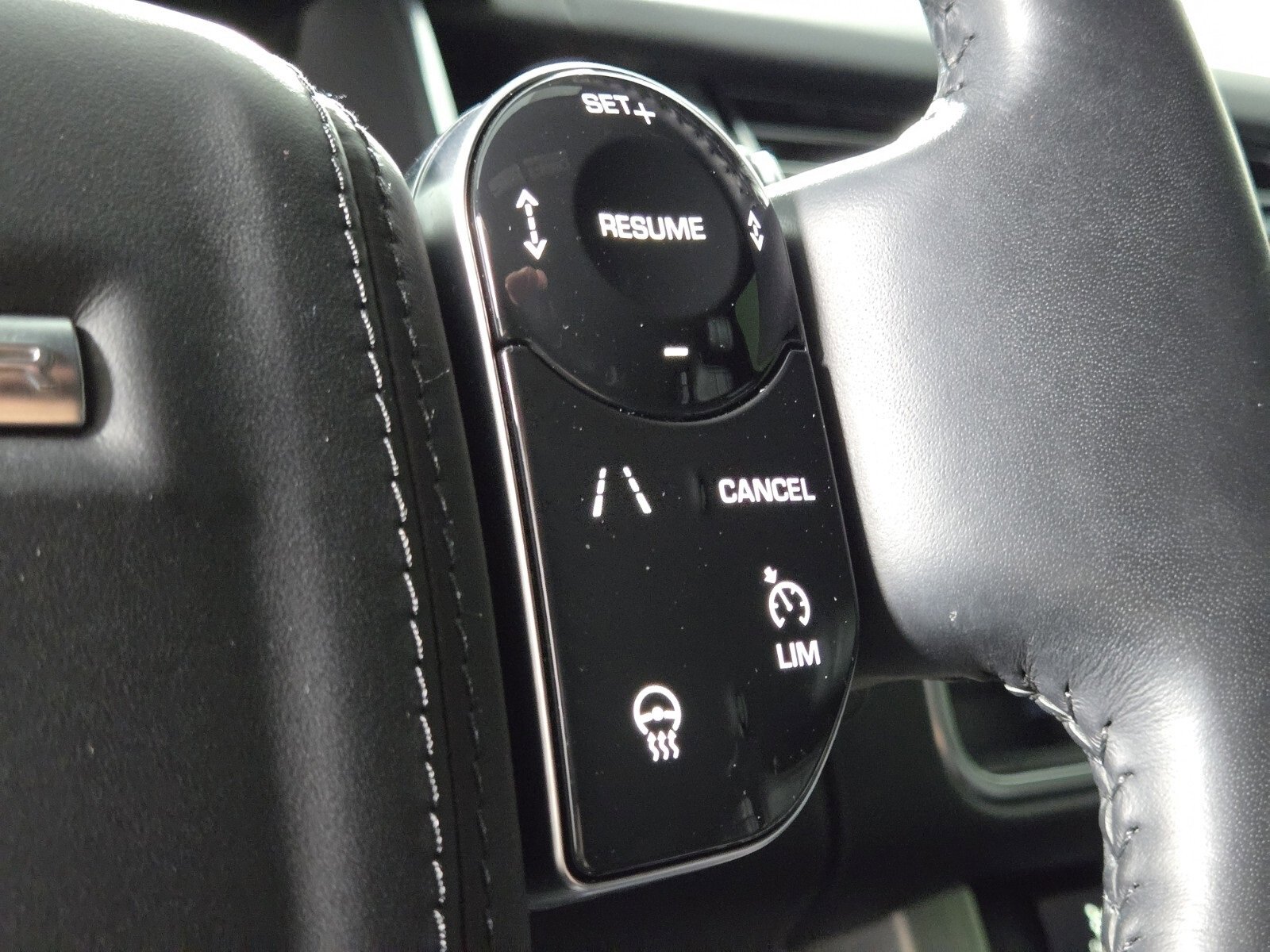 Used 2021 Land Rover Range Rover Westminster Edition image 25