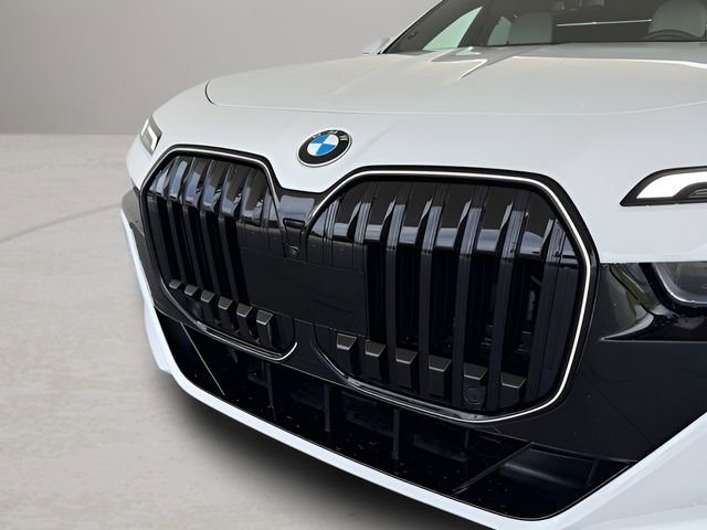 Certified 2024 BMW 740i image 2