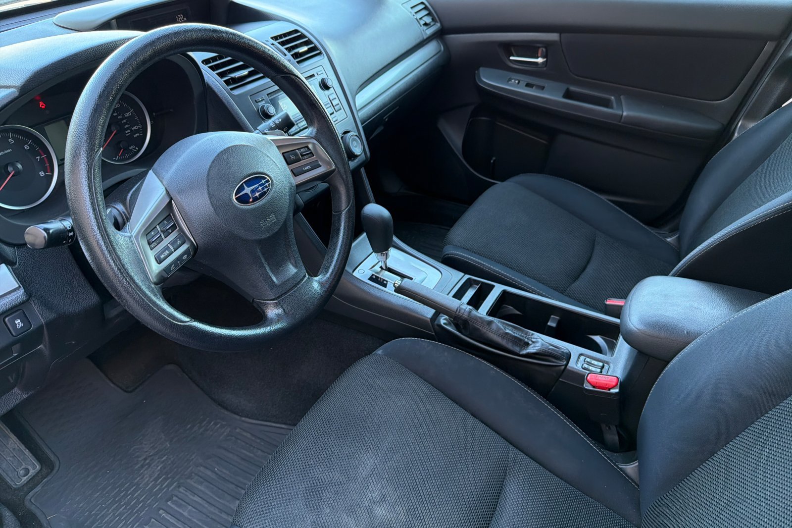 Used 2014 Subaru Crosstrek 2.0i Premium w/ Moonroof Package AWD/4WD image 9