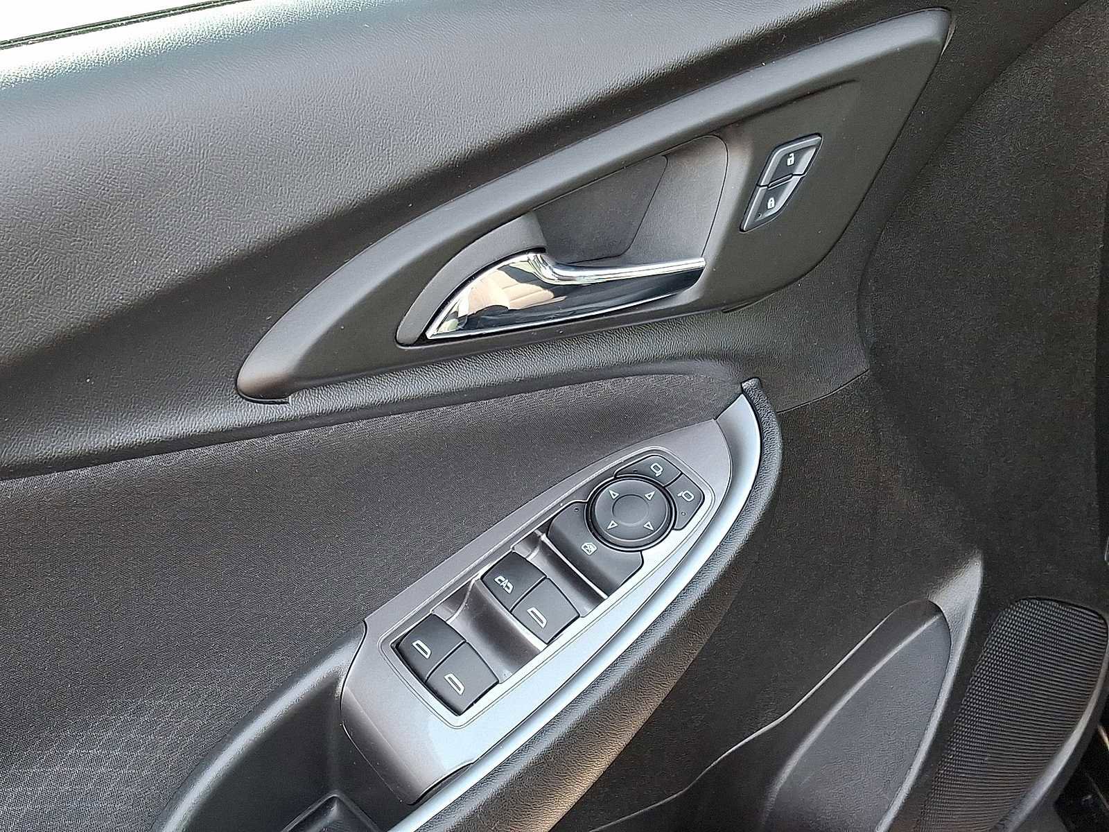 Used 2024 Chevrolet Malibu LT image 28