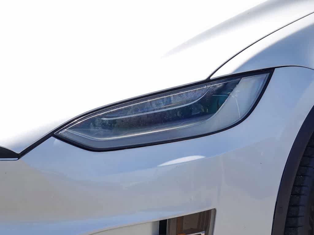 Used 2020 Tesla Model X Long Range image 8