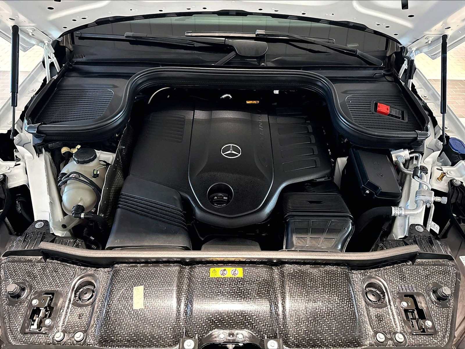 Used 2024 Mercedes-Benz GLE 450 4MATIC image 25