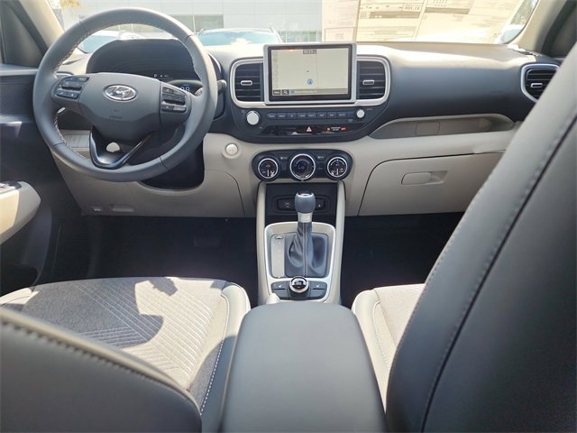 New 2025 Hyundai Venue Limited image 12