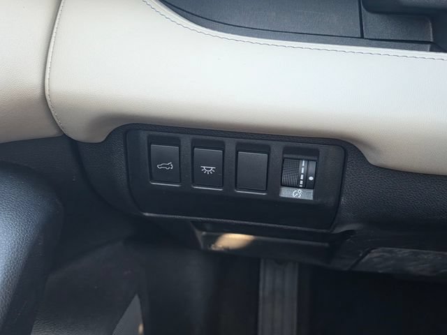 Used 2023 Subaru Ascent Limited AWD/4WD image 25