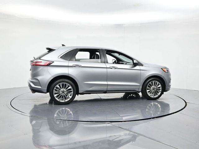 Used 2021 Ford Edge Titanium w/ Equipment Group 301A image 2