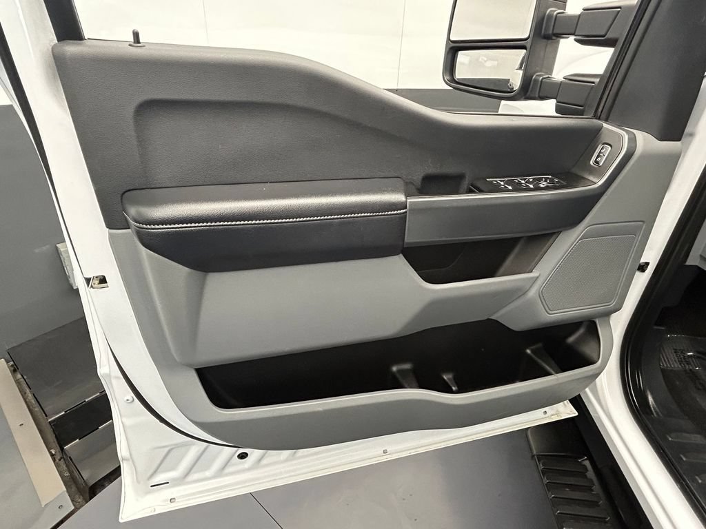 Used 2024 Ford F250 XLT AWD/4WD image 43