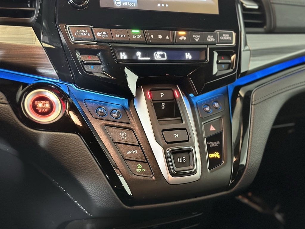 Used 2024 Honda Odyssey Elite image 17