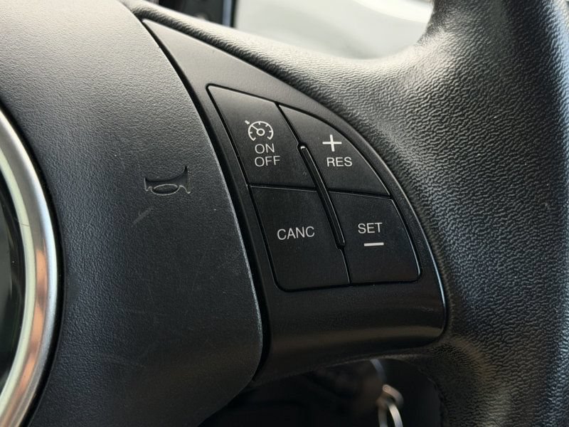 Used 2017 FIAT 500 Pop w/ Sport Appearance Package FWD image 11