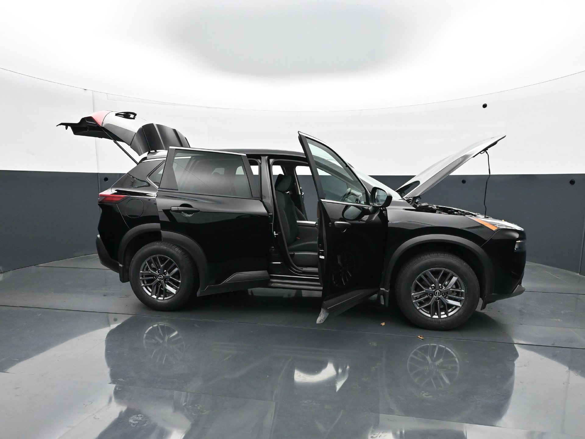 Used 2023 Nissan Rogue S AWD/4WD image 35