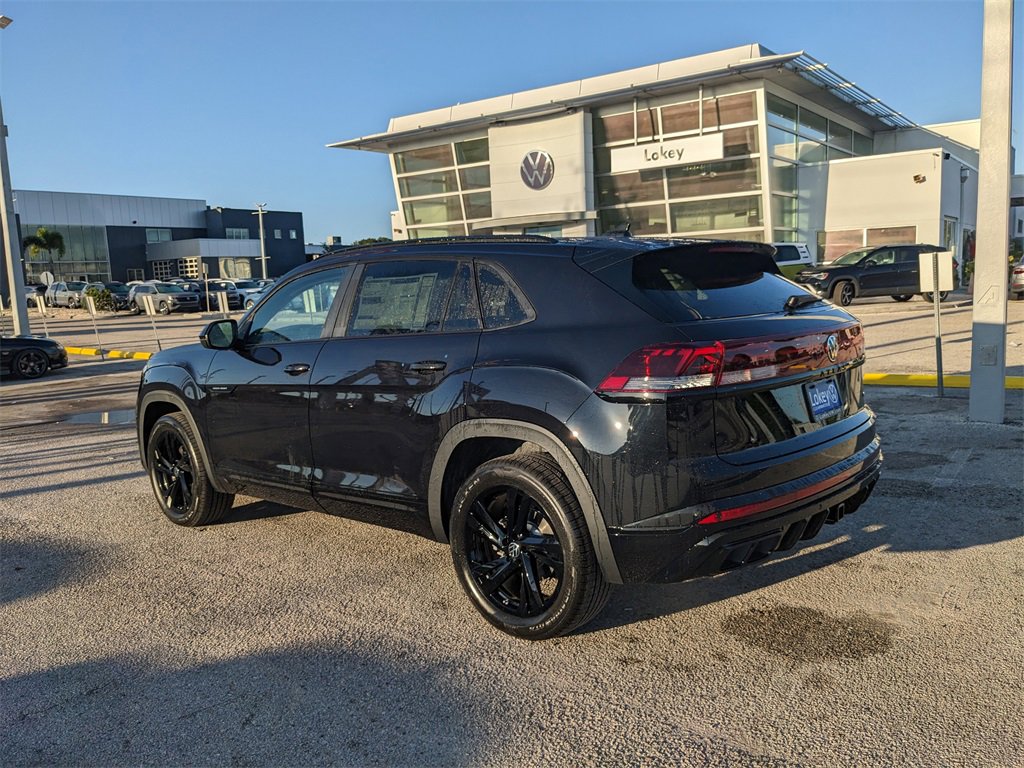 New 2026 Volkswagen Atlas Cross Sport SEL R-Line image 7