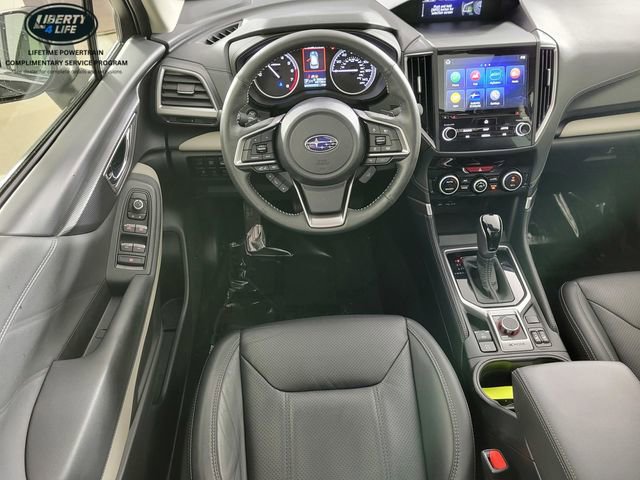 Used 2023 Subaru Forester Limited image 27