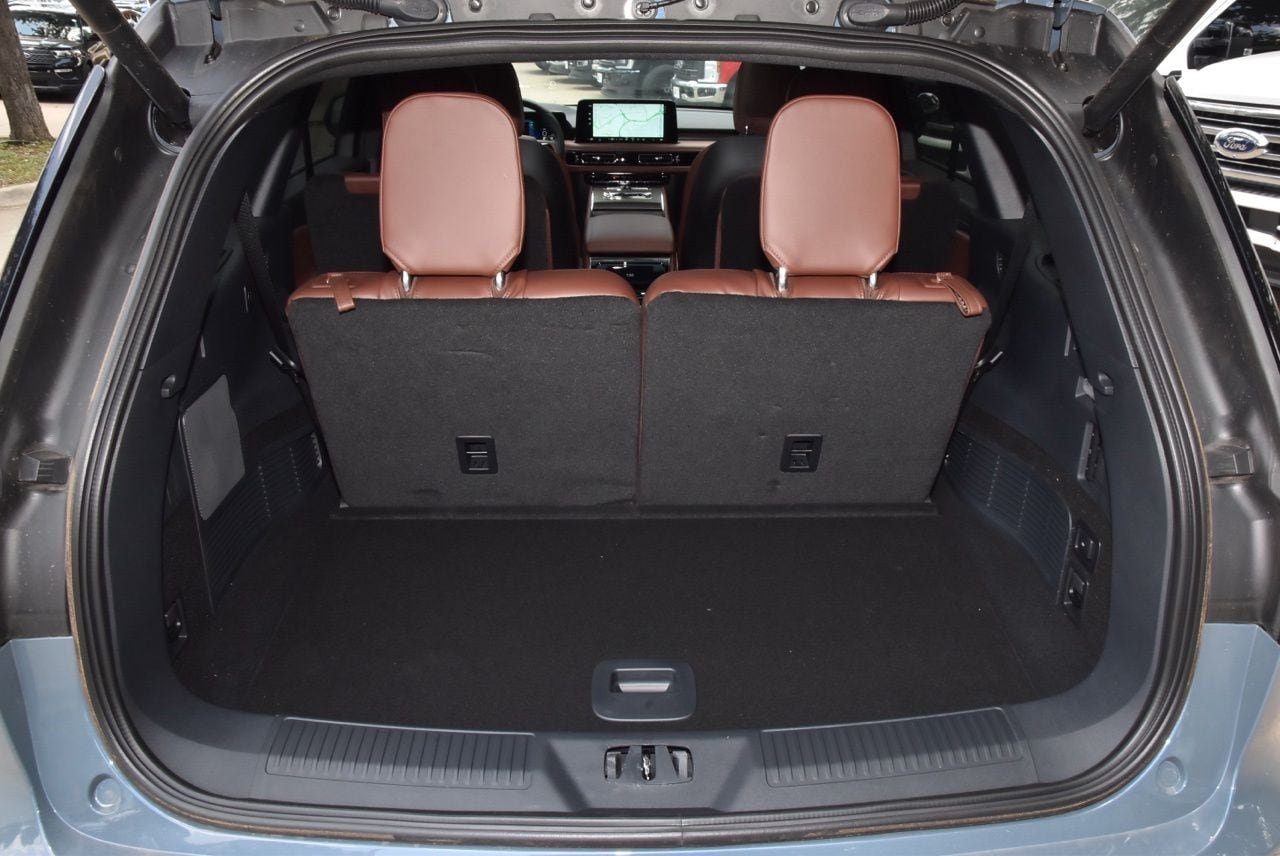 New 2026 Lincoln Aviator Reserve RWD image 37