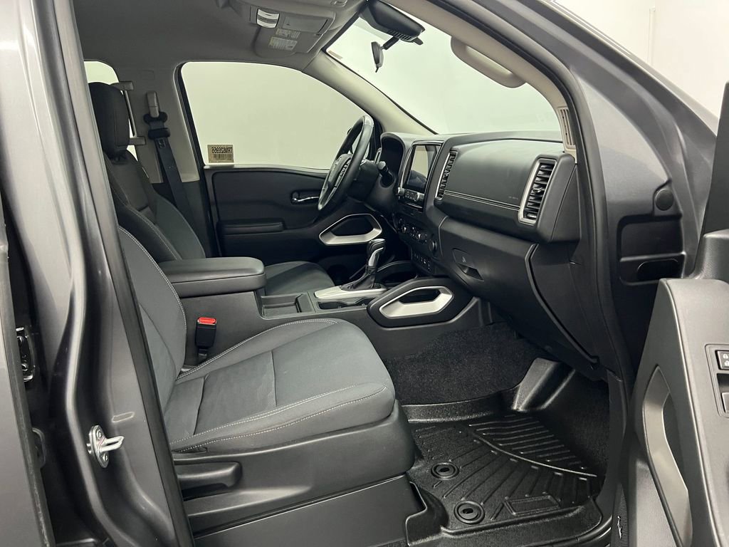 Used 2024 Nissan Frontier SV w/ Technology Package AWD/4WD image 25