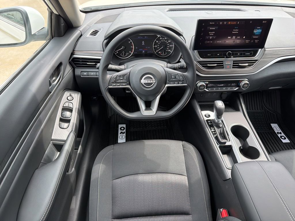 New 2026 Nissan Altima 2.5 SV FWD image 21