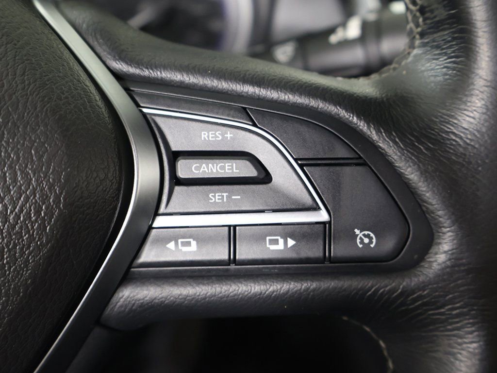 Used 2017 INFINITI Q60 w/ Premium Plus Package 3.0T image 38