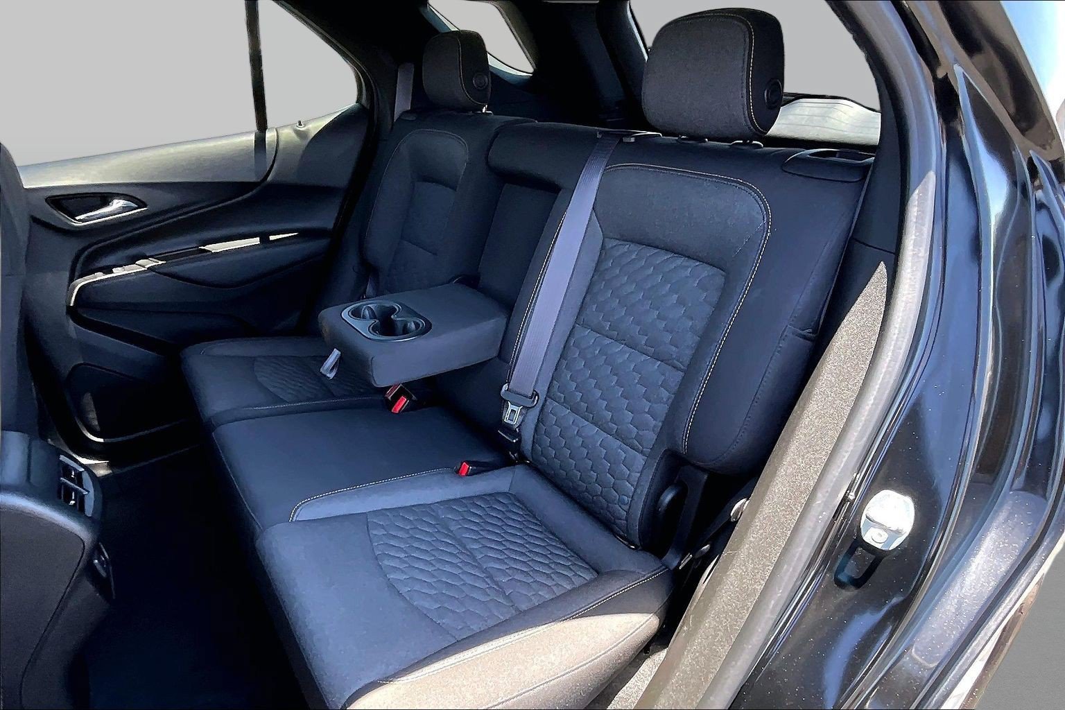 Used 2020 Chevrolet Equinox LT FWD image 26