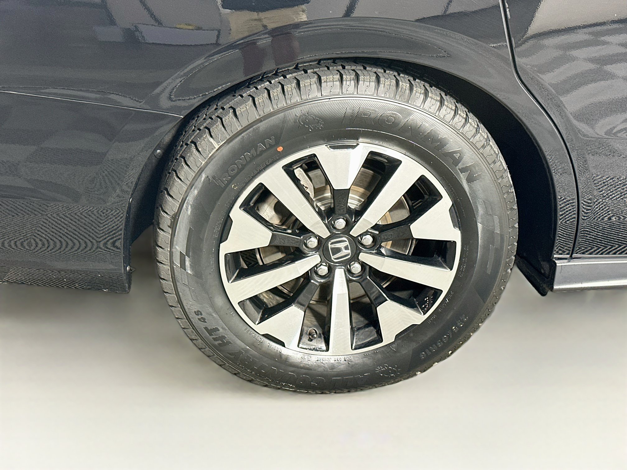 Used 2025 Honda Odyssey EX-L image 11