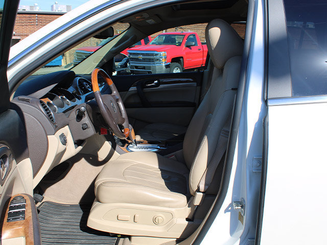Used 2012 Buick Enclave Premium FWD image 12