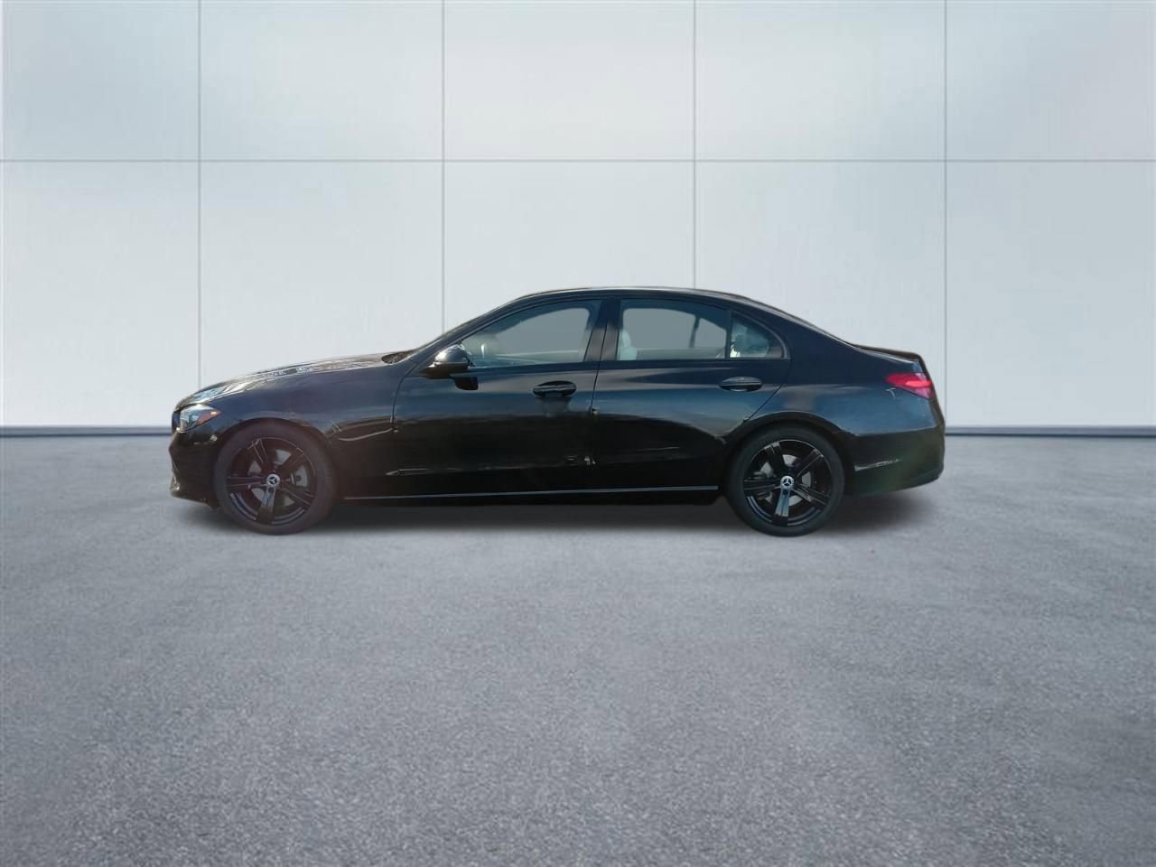 Used 2022 Mercedes-Benz C 300 4MATIC Sedan image 2