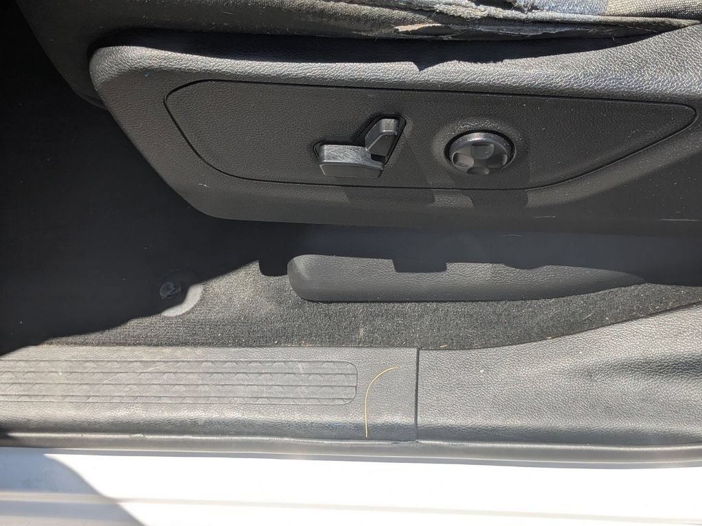Used 2021 RAM 1500 Big Horn AWD/4WD image 18