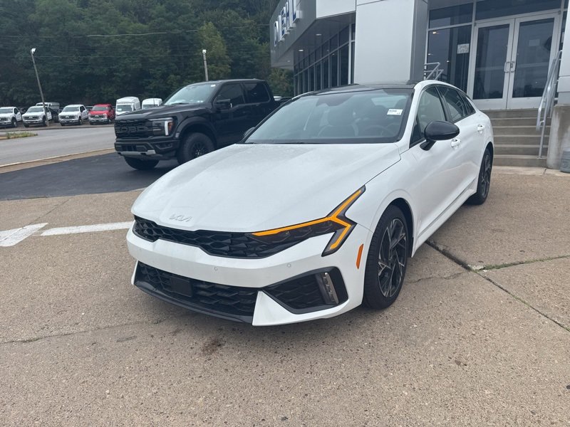 New 2025 Kia K5 GT-Line w/ GT-Line Premium Package image 3