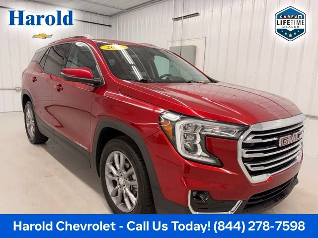 Used 2022 GMC Terrain SLT FWD image 1