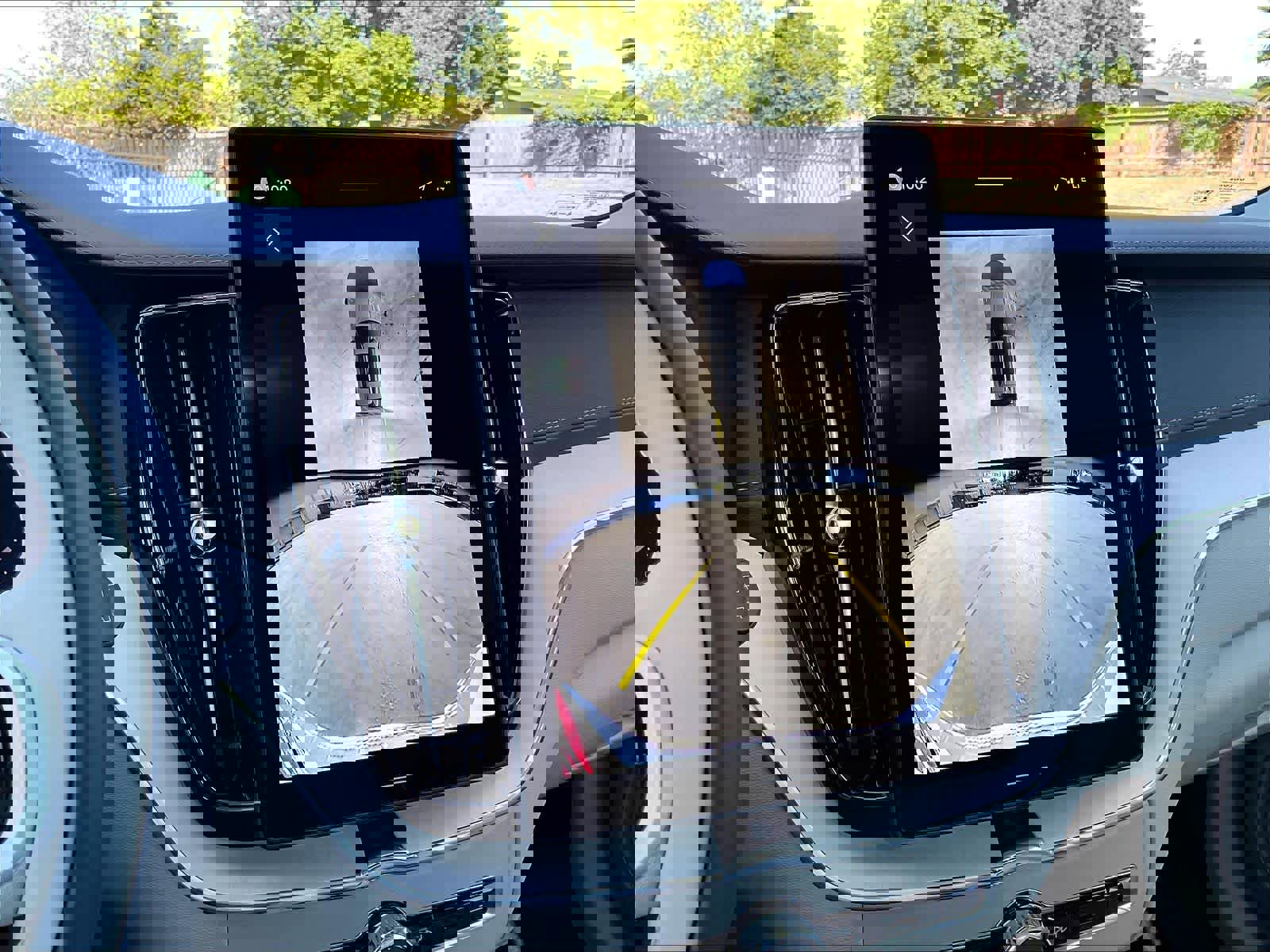 New 2026 Volvo XC60 B5 Ultra w/ Protection Package Premier image 20