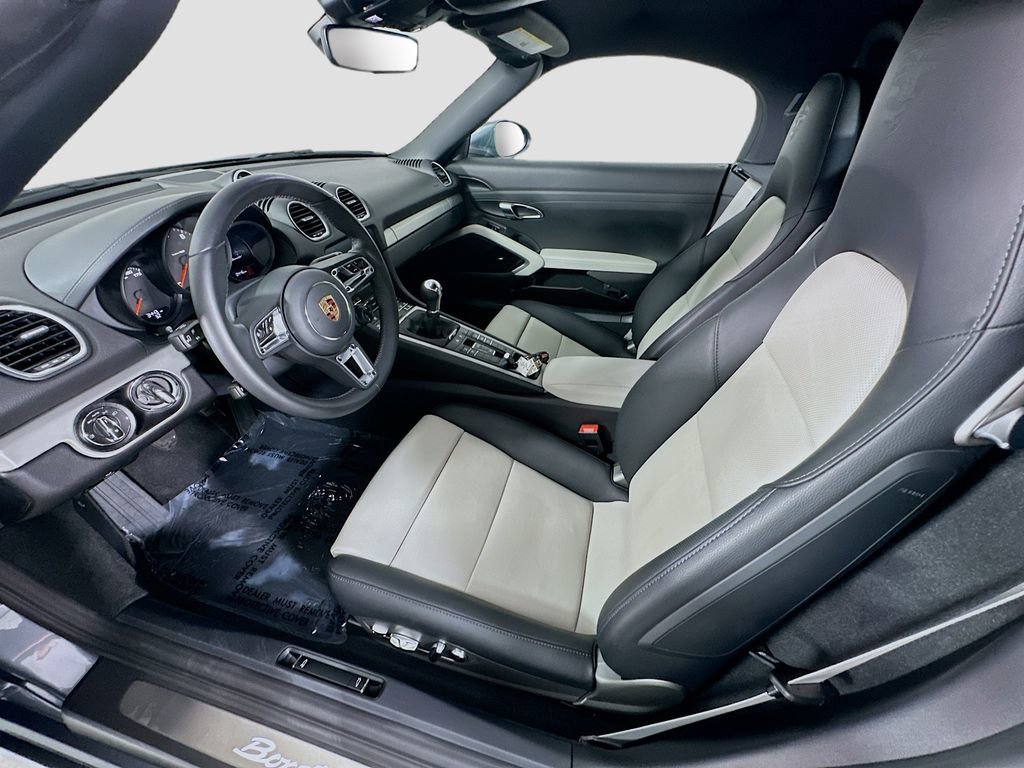New 2025 Porsche 718 Boxster image 5