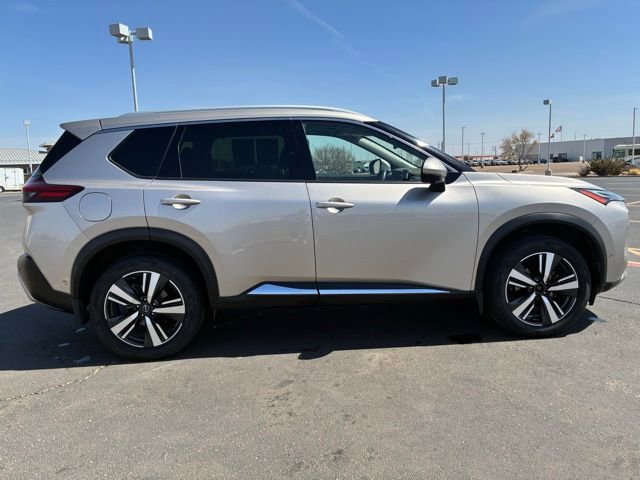 Certified 2023 Nissan Rogue Platinum FWD image 7