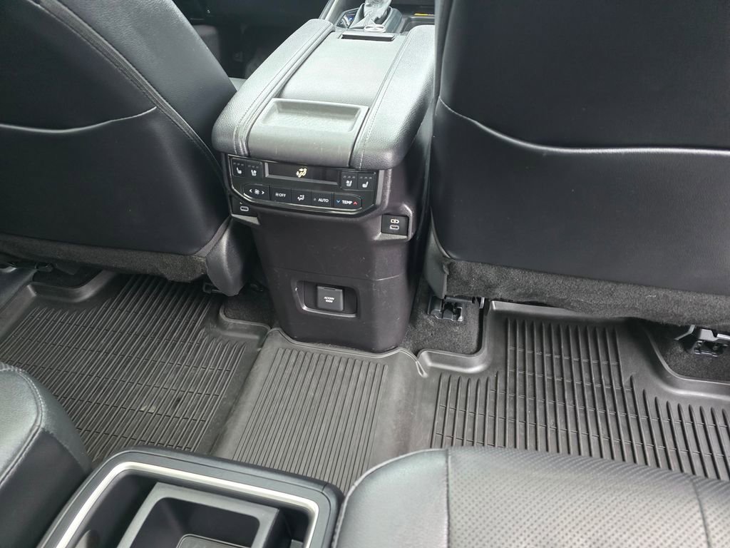Certified 2024 Toyota Grand Highlander Platinum image 14