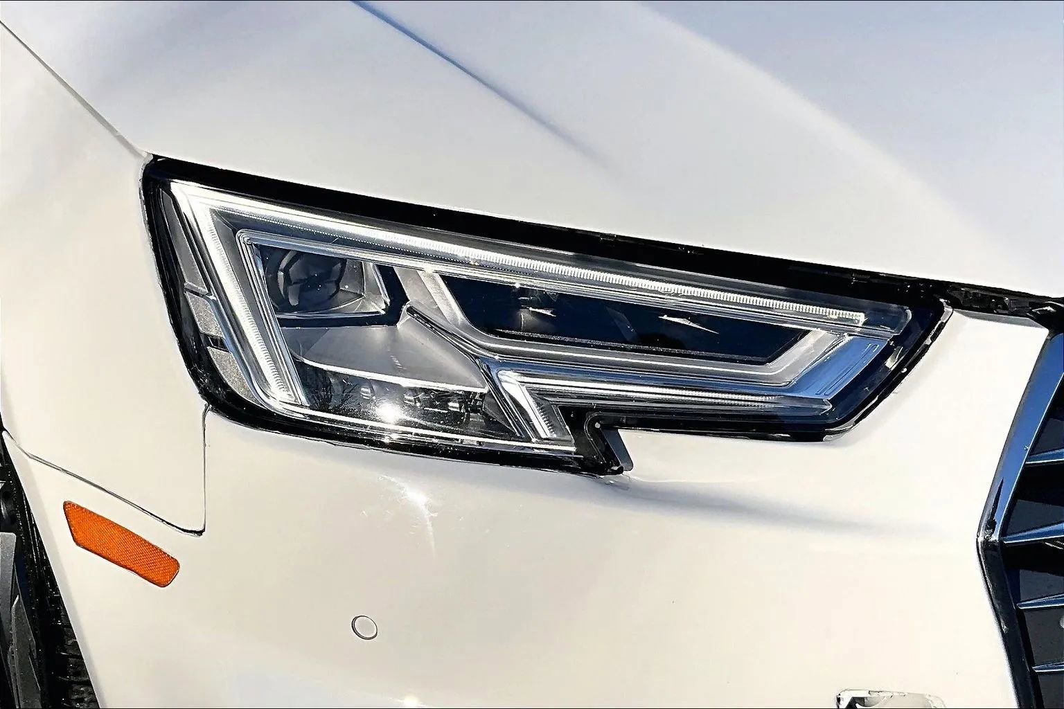 Used 2017 Audi A4 2.0T Premium Plus w/ Premium Plus Package image 29