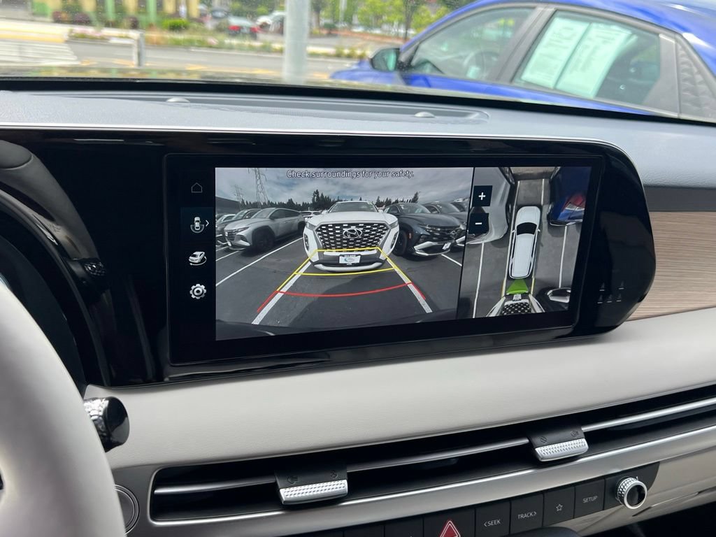 Used 2023 Hyundai Palisade Limited FWD image 22