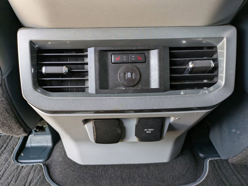 Certified 2024 Ford F350 Limited w/ FX4 Off-Road Package image 15