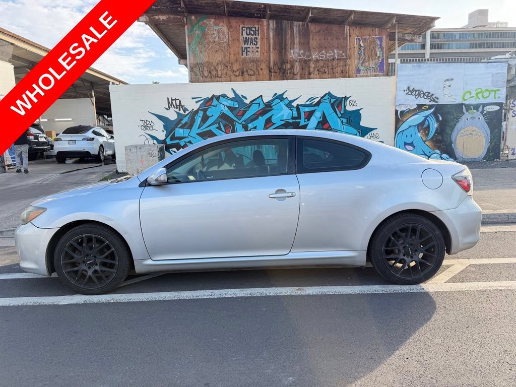 Used 2009 Scion tC FWD image 2