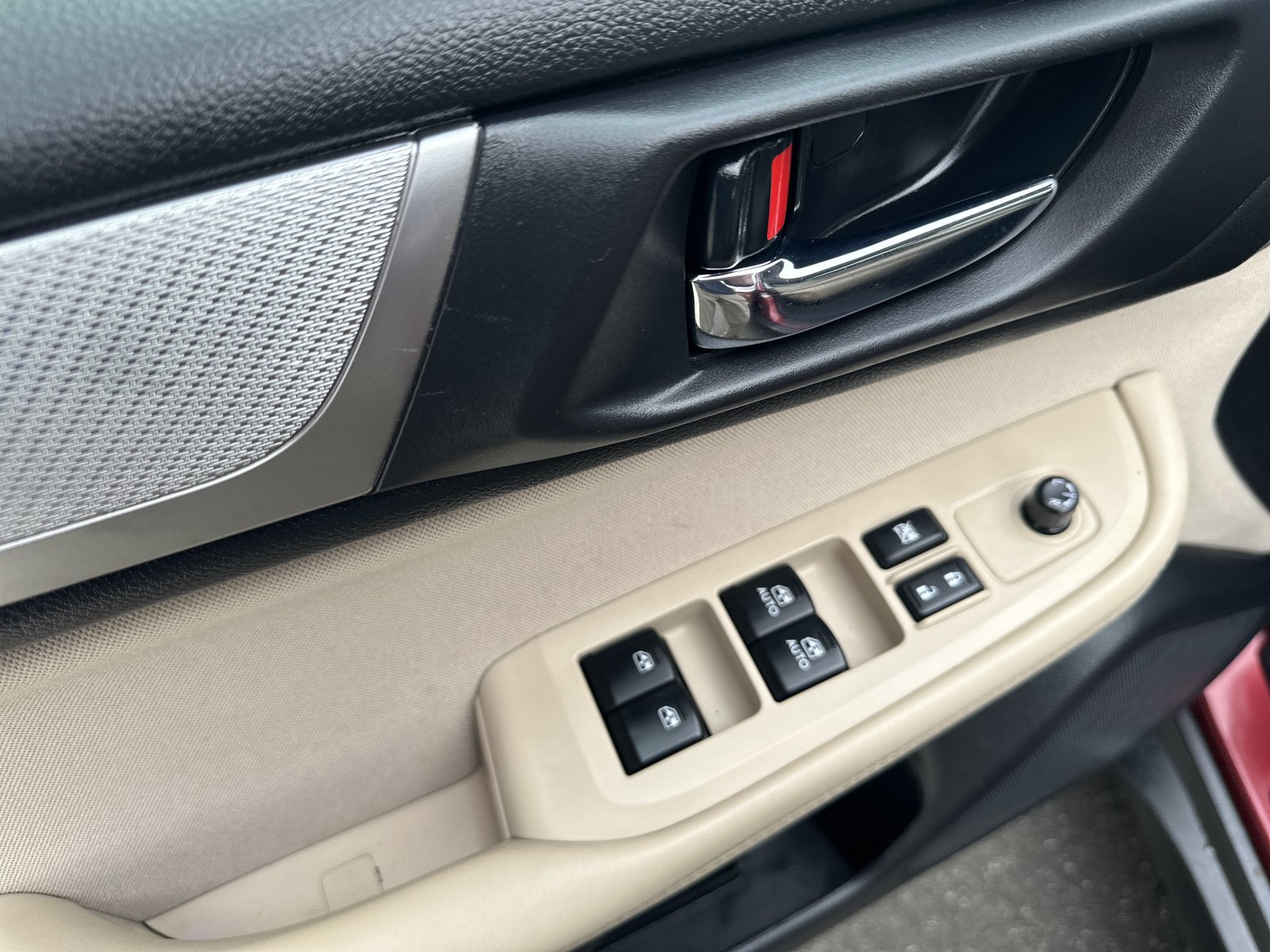 Used 2019 Subaru Outback 2.5i Premium AWD/4WD image 8