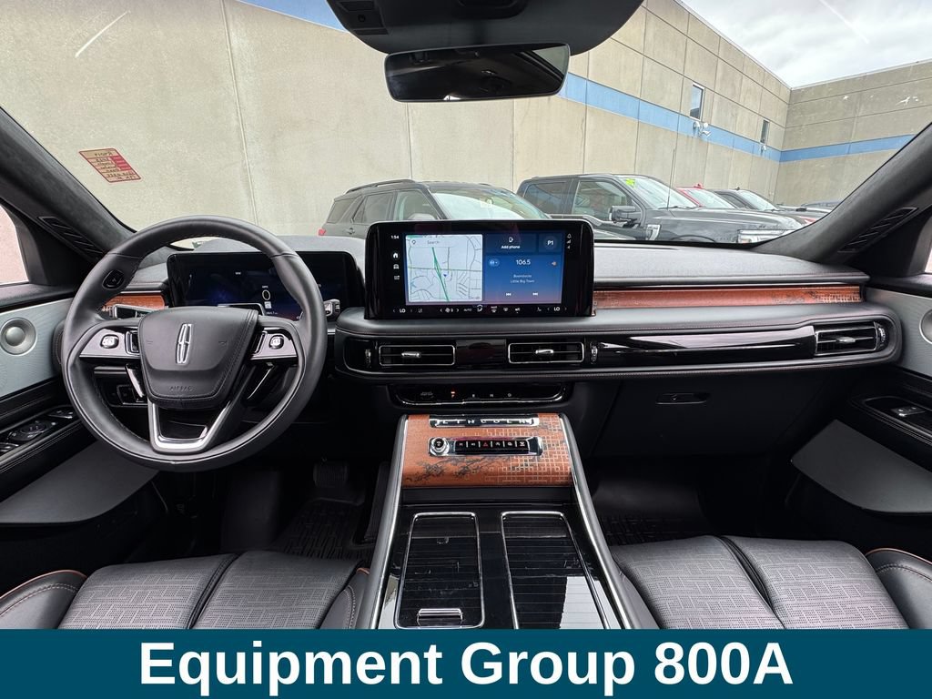 Used 2025 Lincoln Aviator Black Label AWD/4WD image 8