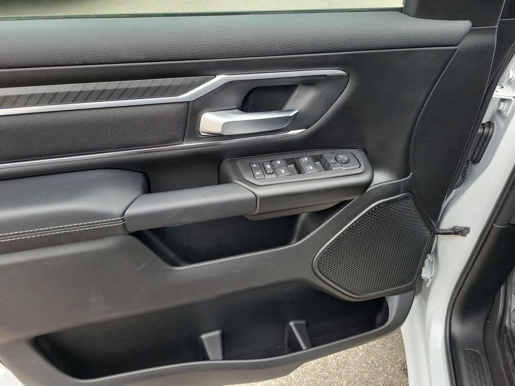 New 2026 RAM 1500 Big Horn AWD/4WD image 24