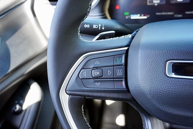 New 2025 Jeep Grand Cherokee L Altitude X image 38