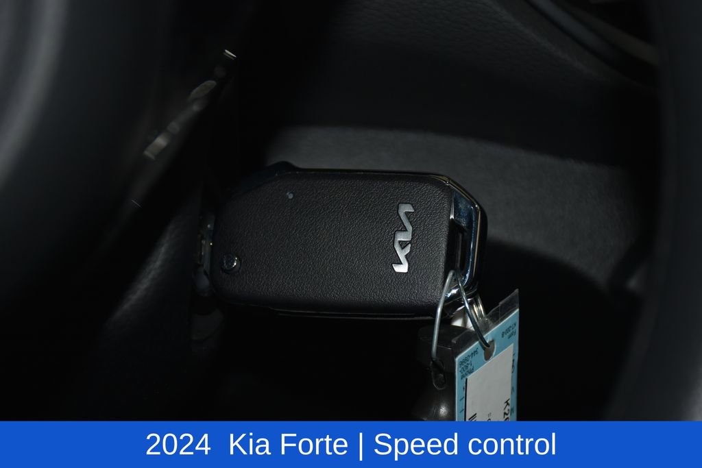 Used 2024 Kia Forte LXS w/ LXS Technology Package image 14