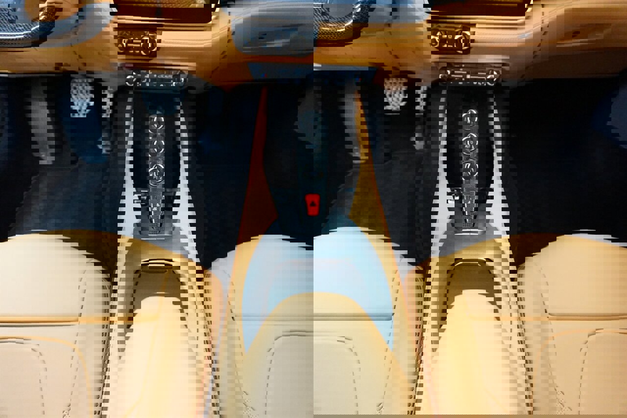 Used 2022 Ferrari Portofino M image 18