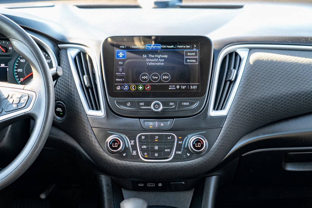 Used 2023 Chevrolet Malibu LT image 19