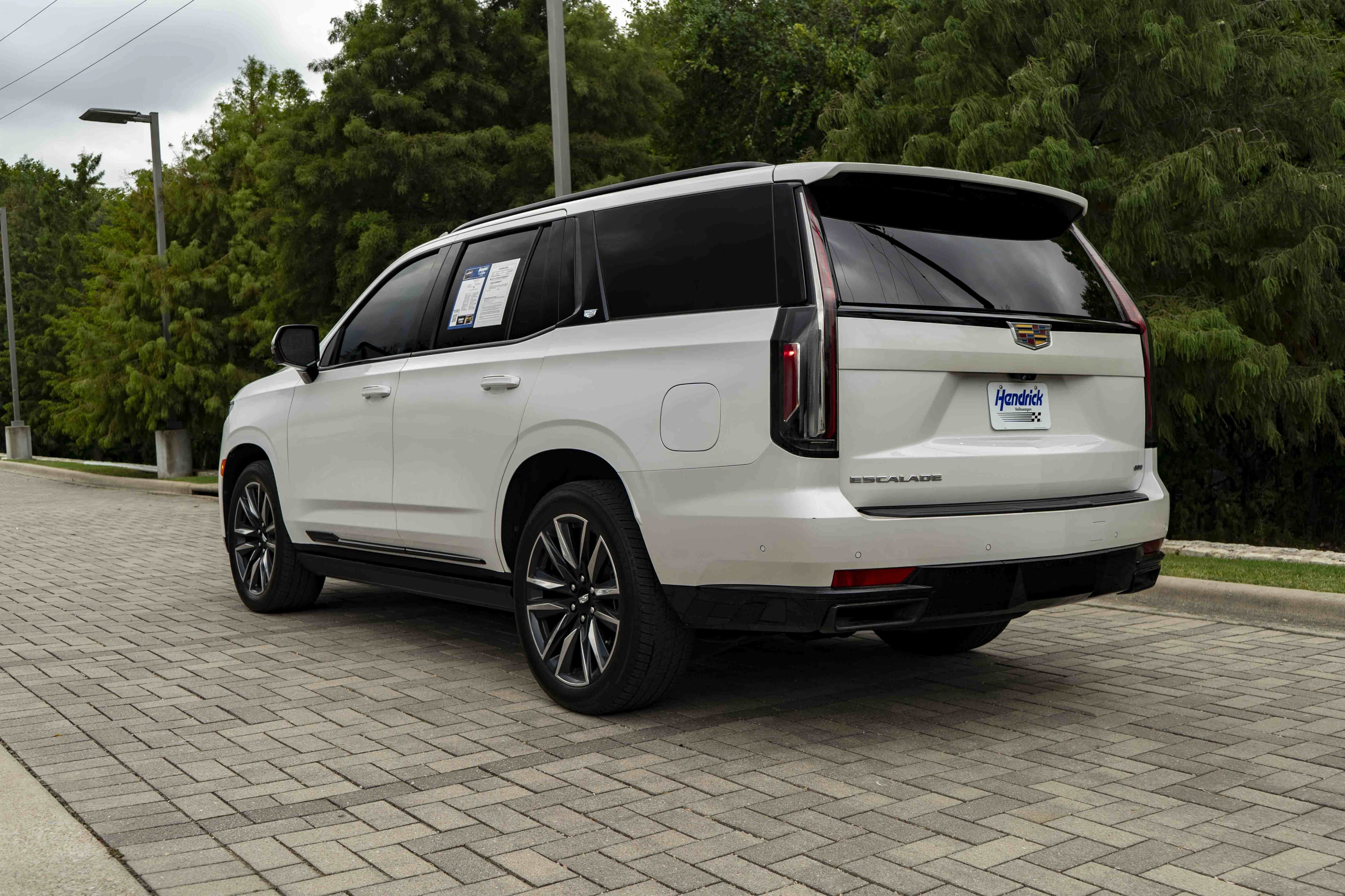 Used 2024 Cadillac Escalade Sport Platinum AWD/4WD image 6