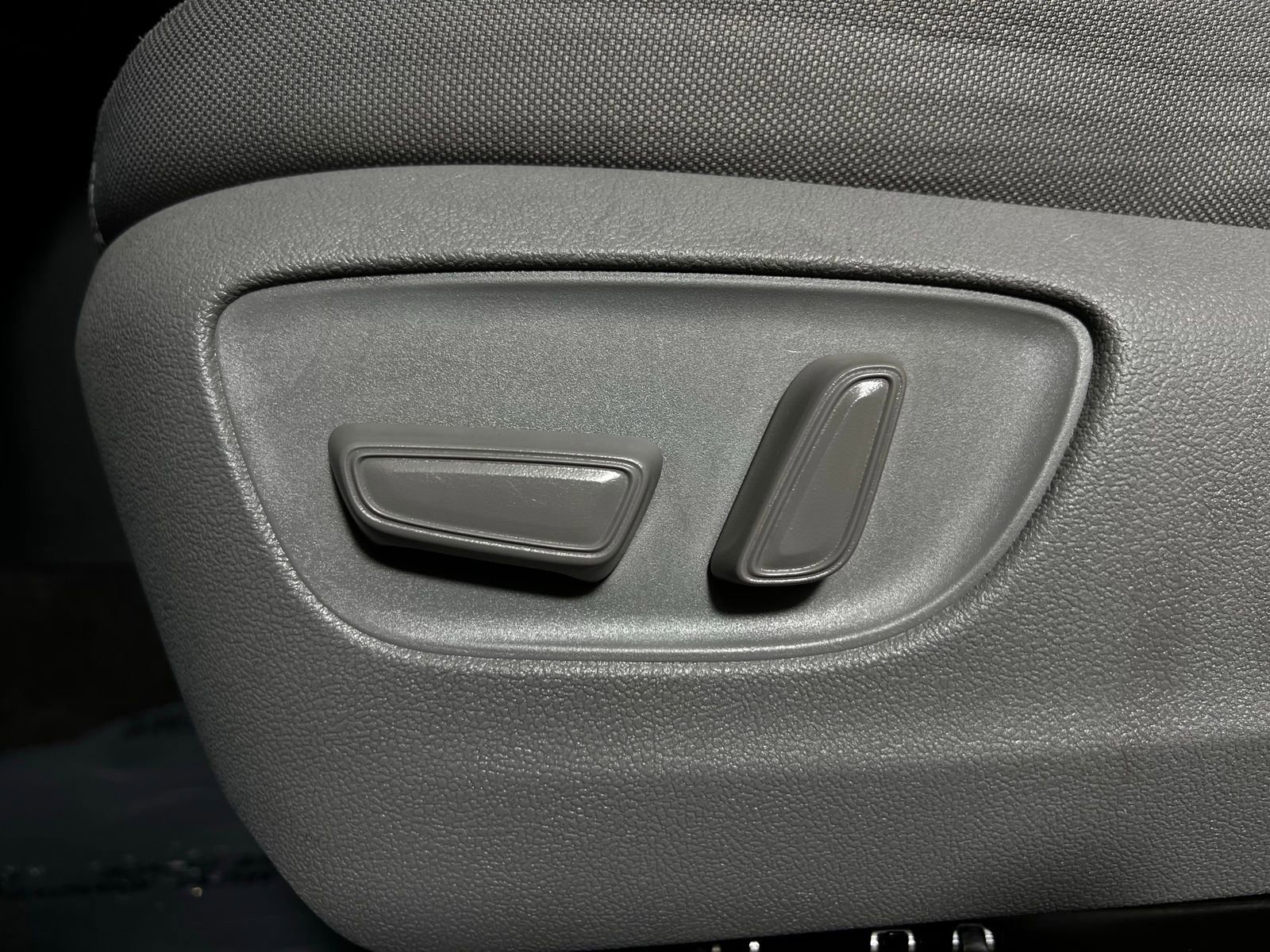 Certified 2023 Toyota Highlander LE image 14